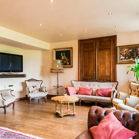 Vireux-wallerand Chateau Sleeps 60 Wifi *